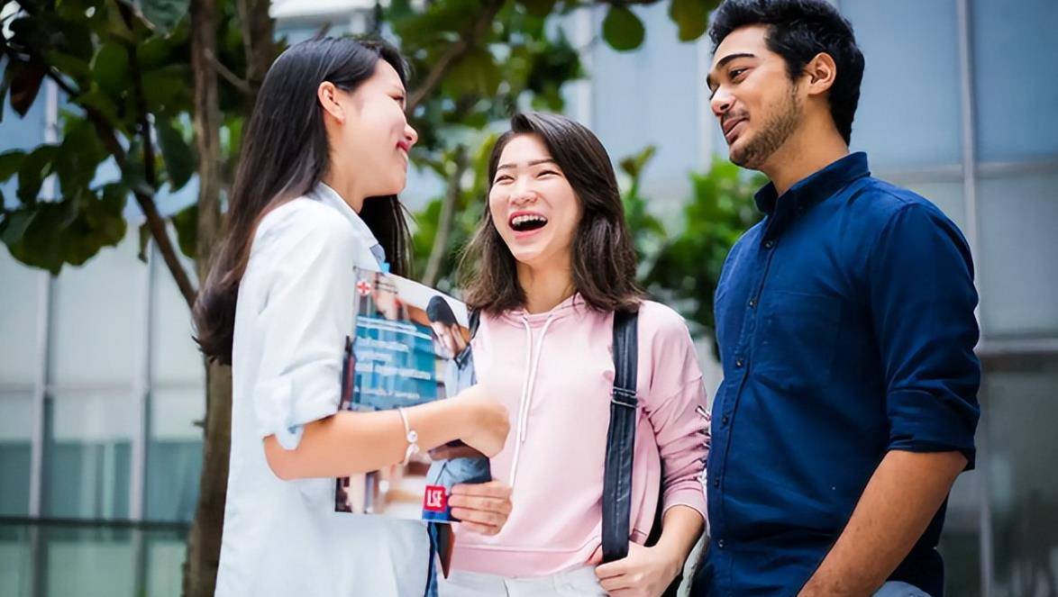 介绍个信用网址多少_留学马来西亚一年花费多少介绍个信用网址多少？四个方面详细介绍